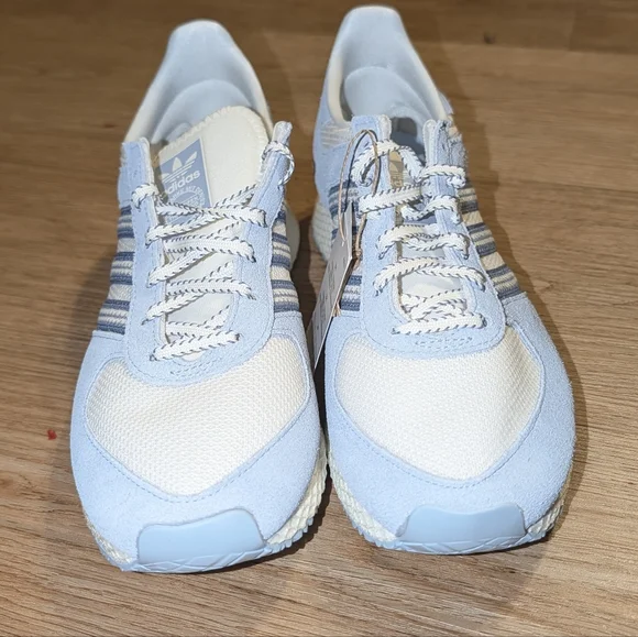 Adidas Atlanta W Retro Running Shoes in Off-White/Wonder Blue/Silver Violet sz 8 - Picture 3 of 13